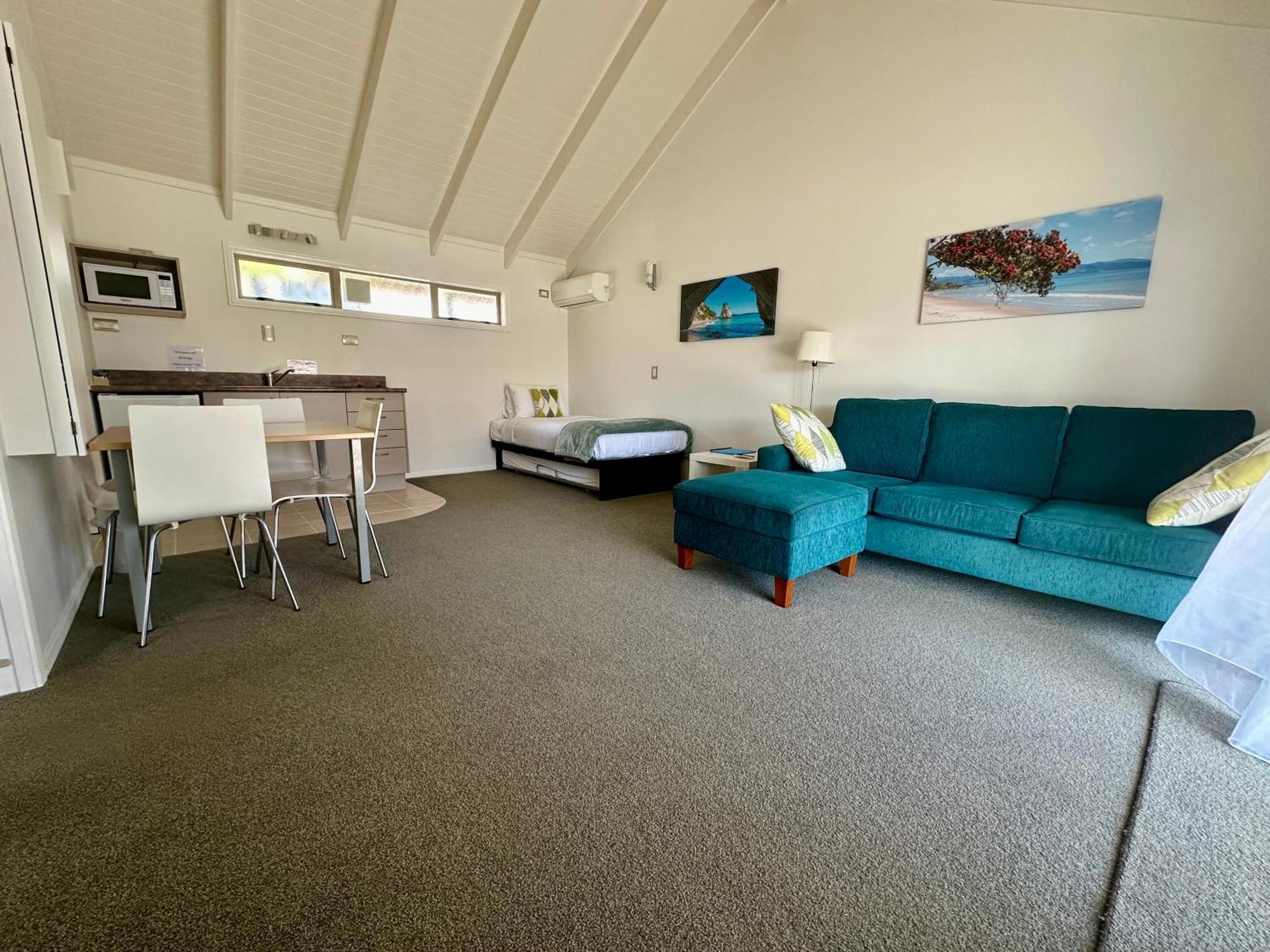 The Olive Motel Coromandel Eksteriør bilde