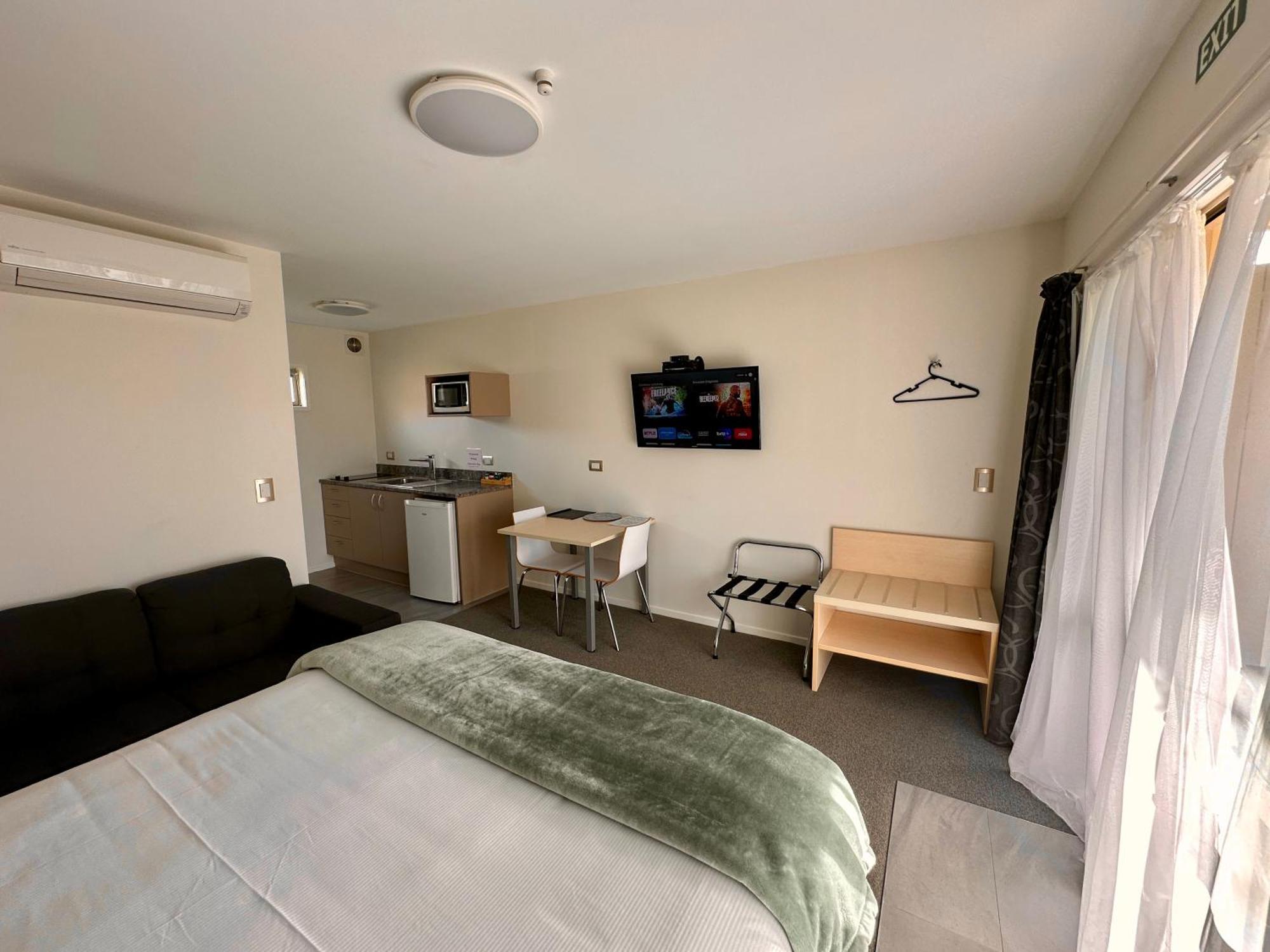 The Olive Motel Coromandel Eksteriør bilde