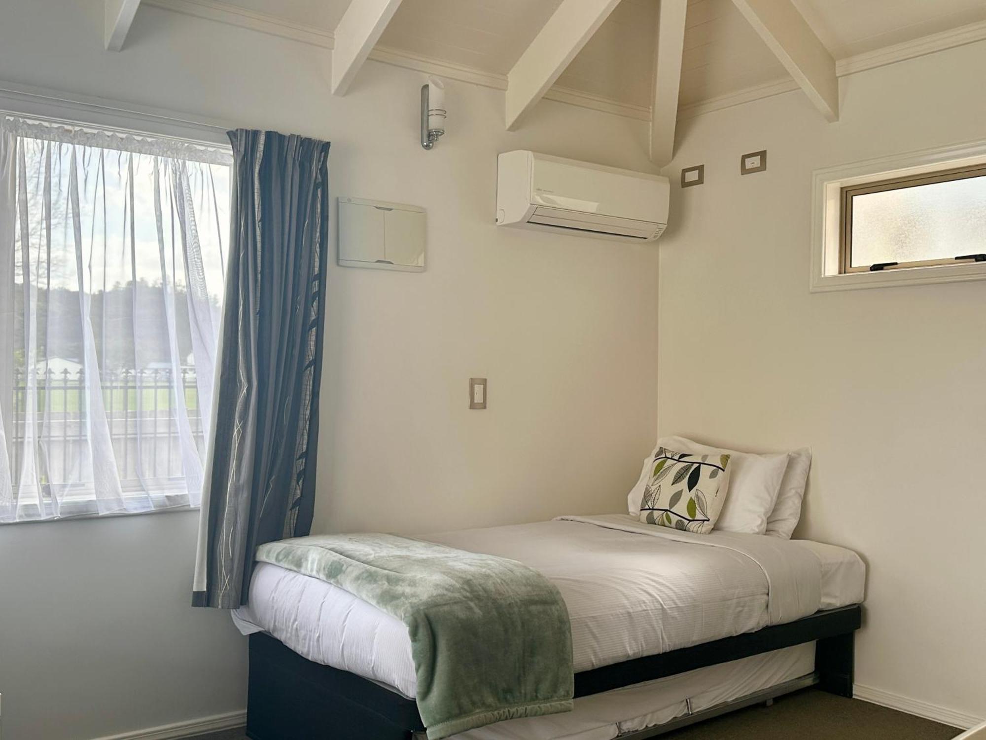 The Olive Motel Coromandel Eksteriør bilde