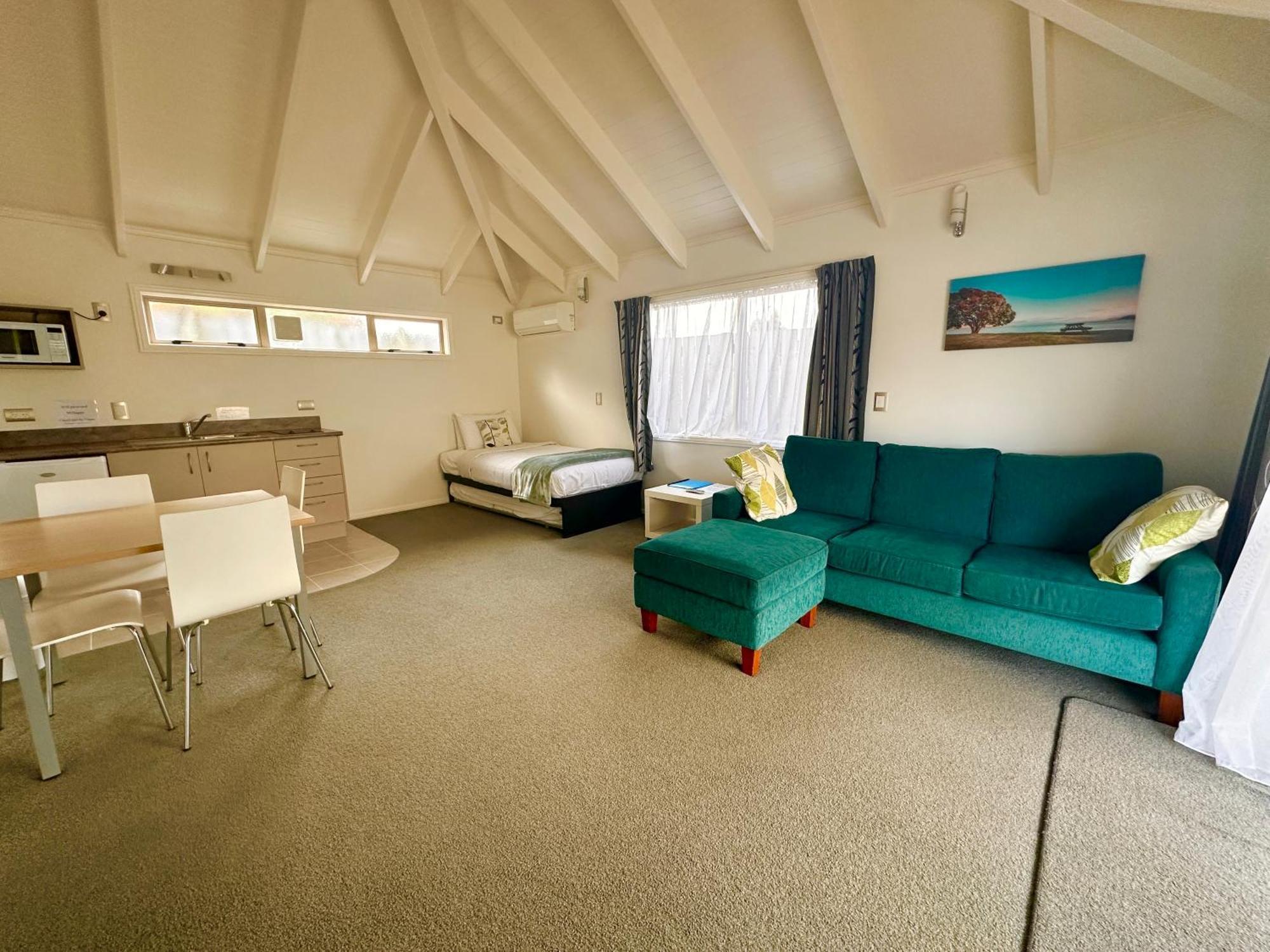 The Olive Motel Coromandel Eksteriør bilde