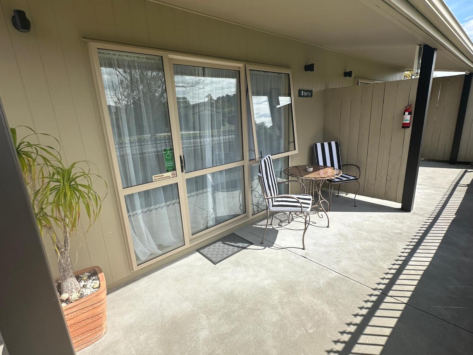 The Olive Motel Coromandel Eksteriør bilde