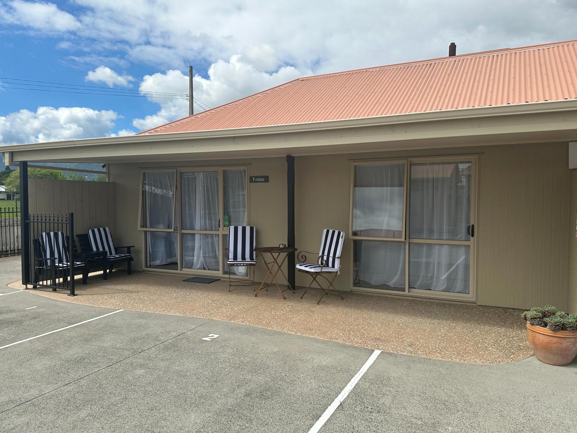 The Olive Motel Coromandel Eksteriør bilde