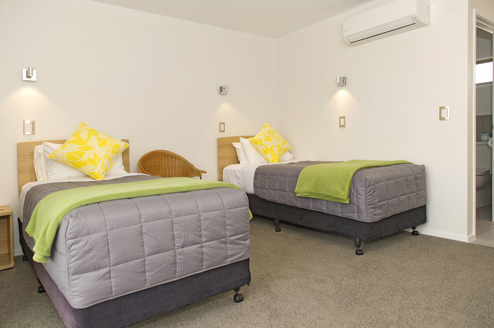 The Olive Motel Coromandel Eksteriør bilde