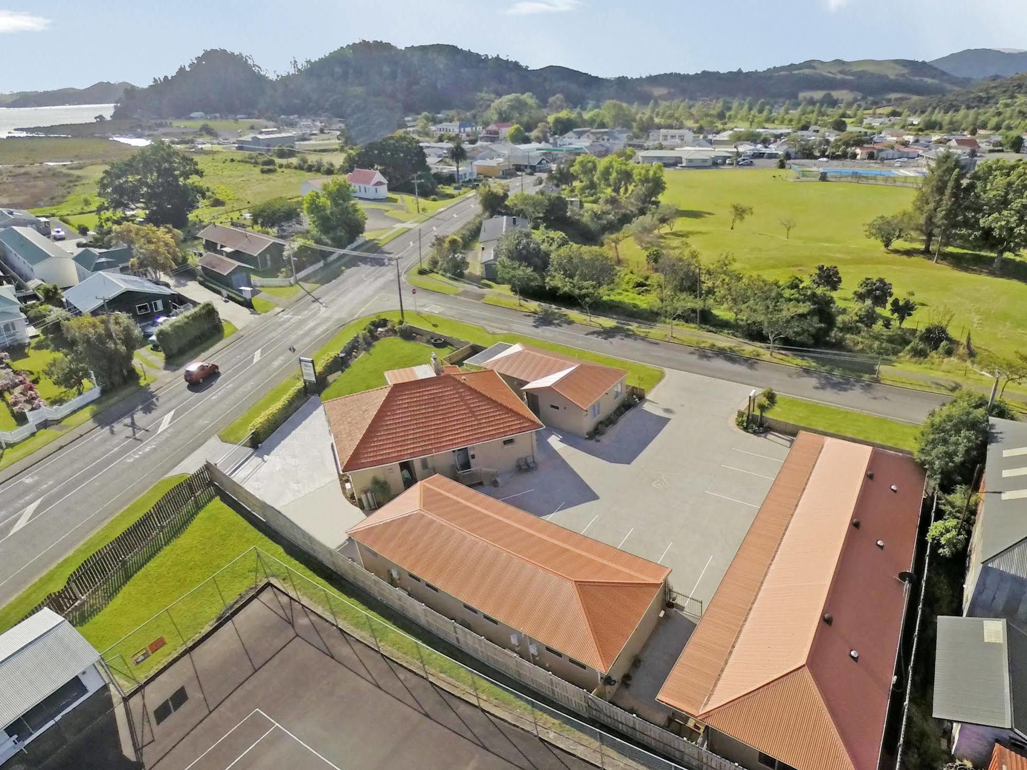 The Olive Motel Coromandel Eksteriør bilde