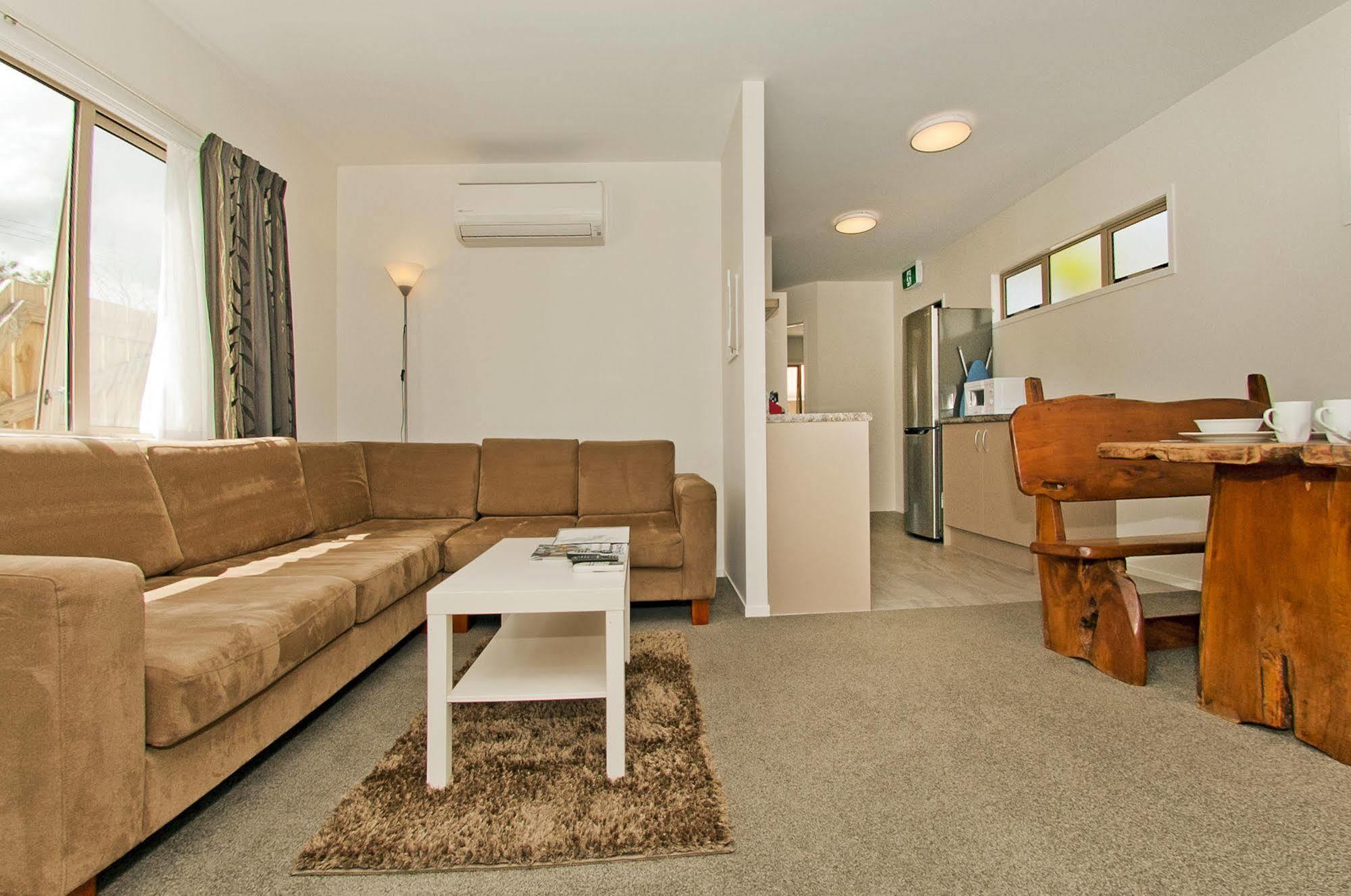 The Olive Motel Coromandel Eksteriør bilde